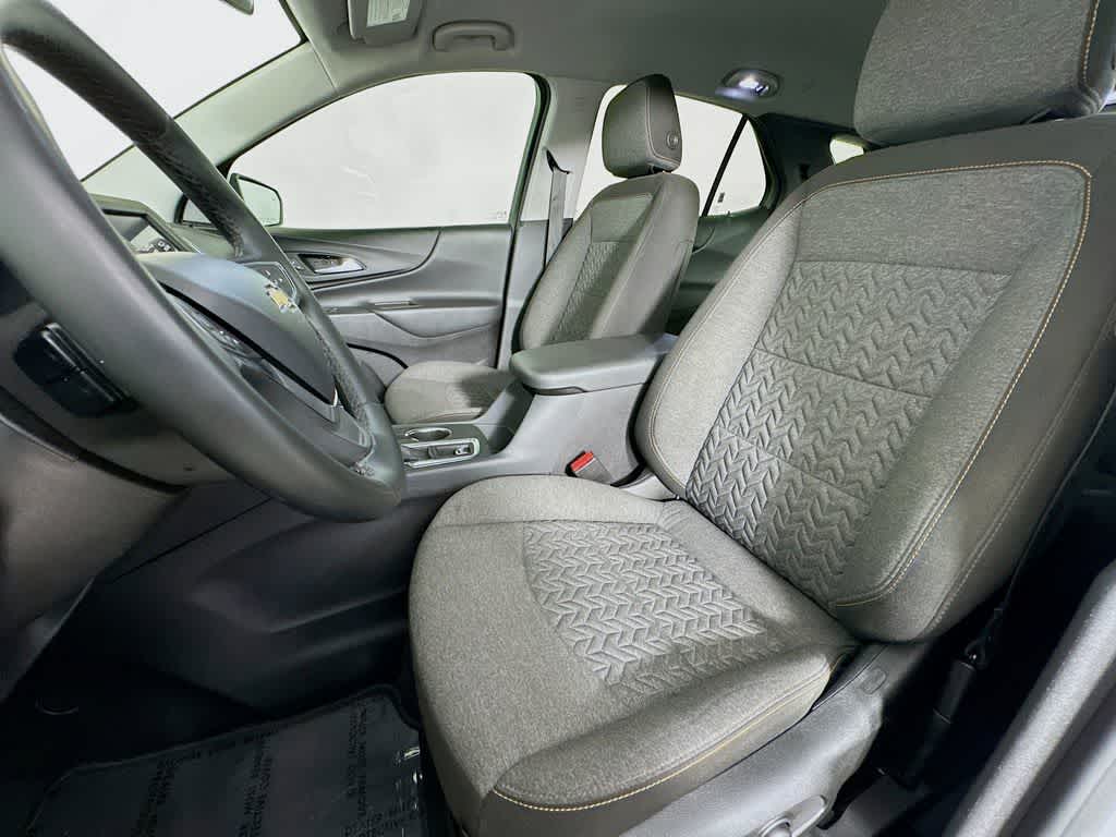2024 Chevrolet Equinox LT 12