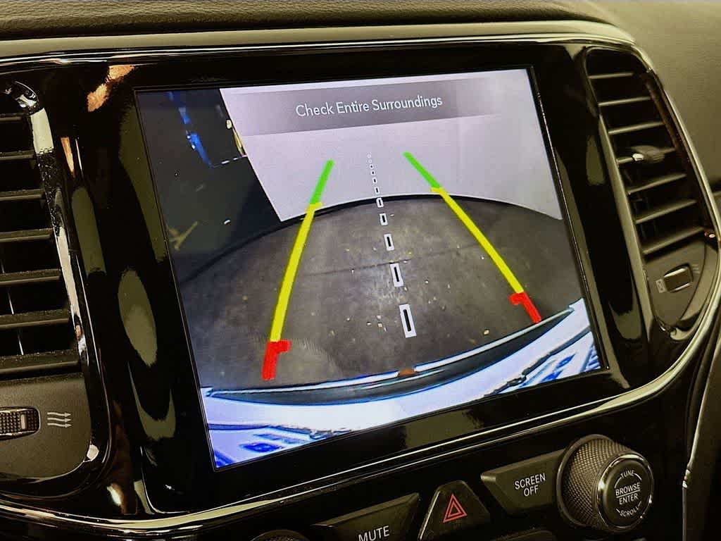 Thumbnail: 2019 Jeep Grand Cherokee - 27