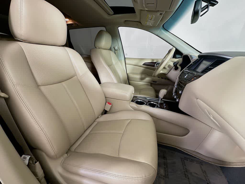 Thumbnail: 2015 Nissan Pathfinder - 15