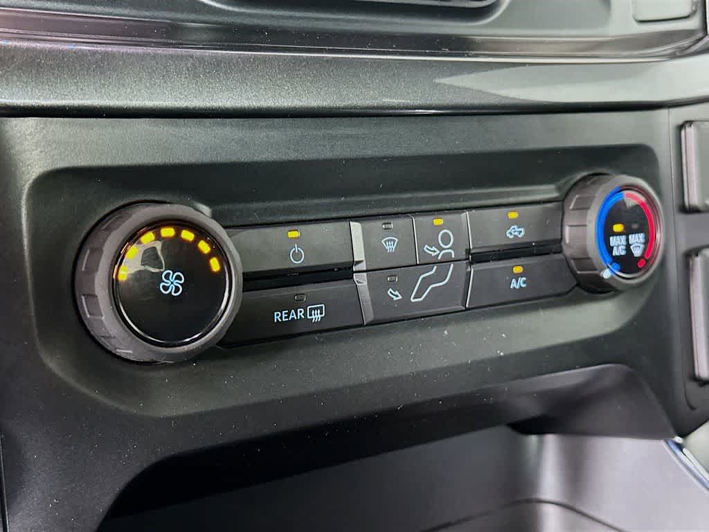 2022 Ford F-150 XL 18