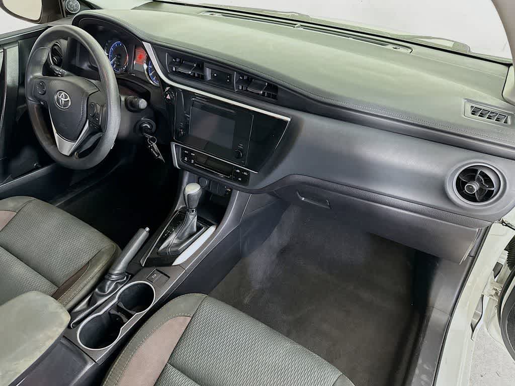 Thumbnail: 2019 Toyota Corolla - 30