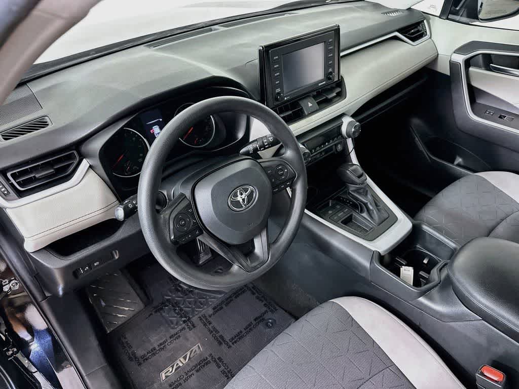 Thumbnail: 2022 Toyota RAV4 - 2