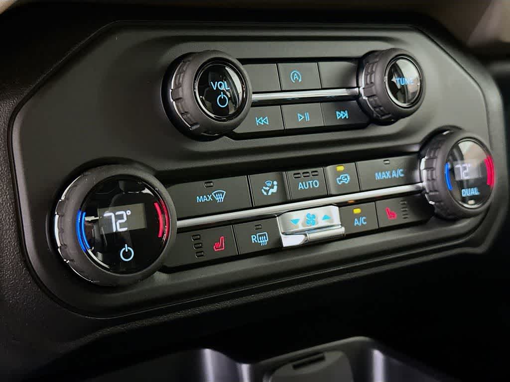 Thumbnail: 2025 Ford Bronco - 18