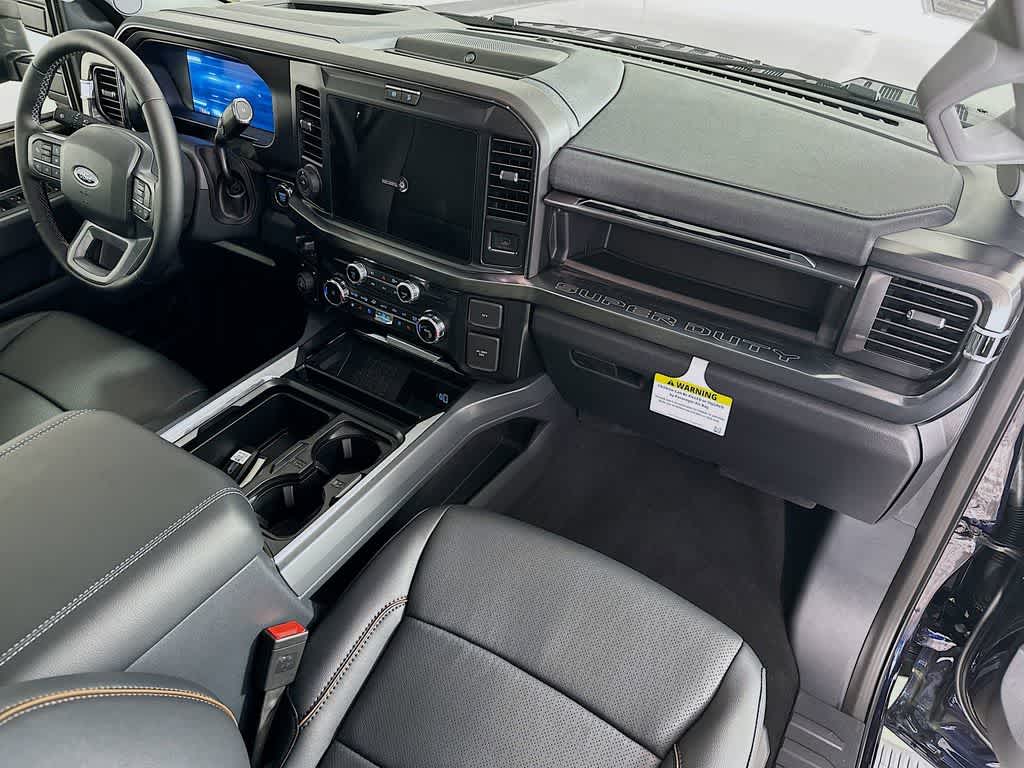 2025 Ford F-250  35