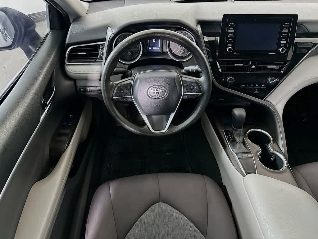 Thumbnail: 2022 Toyota Camry - 10