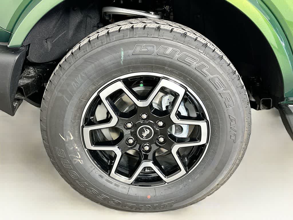 Thumbnail: 2025 Ford Bronco - 8