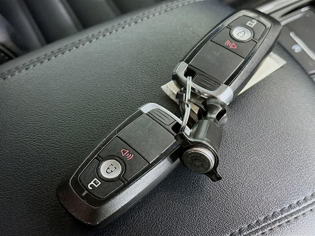 Thumbnail: 2020 Ford Edge - 22