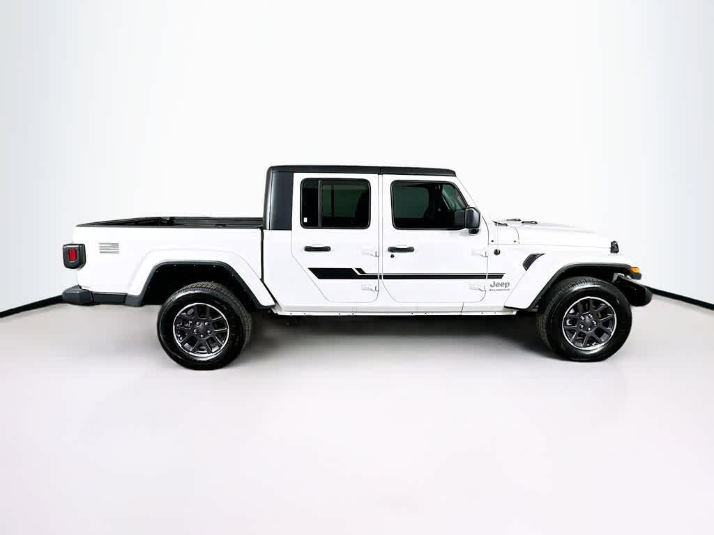 Thumbnail: 2023 Jeep Gladiator - 25