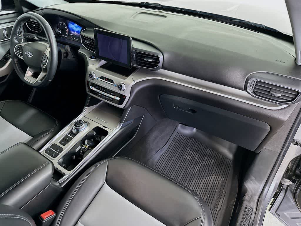 Thumbnail: 2022 Ford Explorer - 34