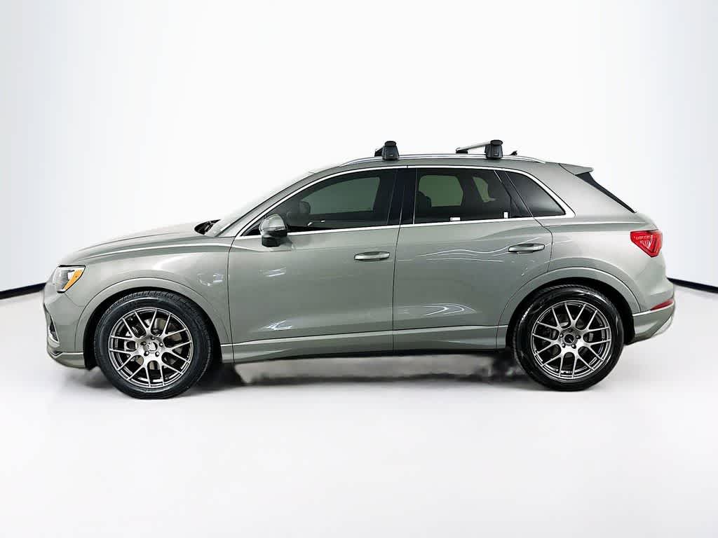Thumbnail: 2021 Audi Q3 - 3