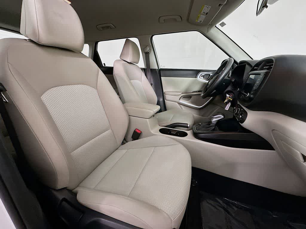Thumbnail: 2023 Kia Soul - 14