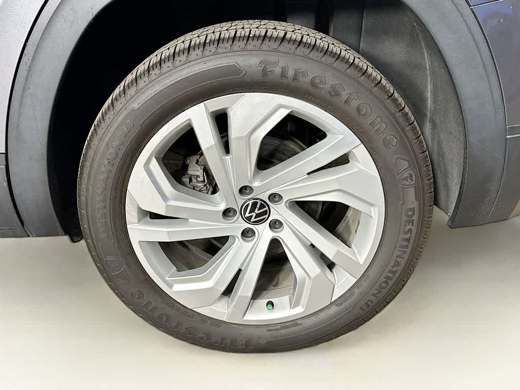 Thumbnail: 2021 Volkswagen Atlas - 8