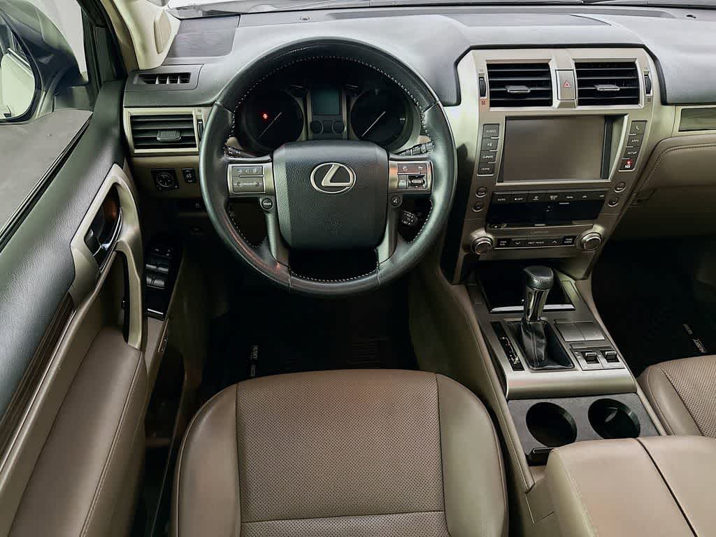 Thumbnail: 2016 Lexus GX - 10