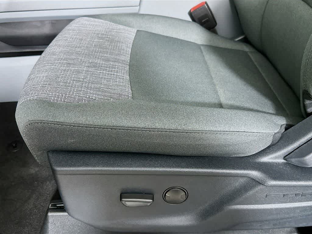 Thumbnail: 2026 Ford F-250 - 30