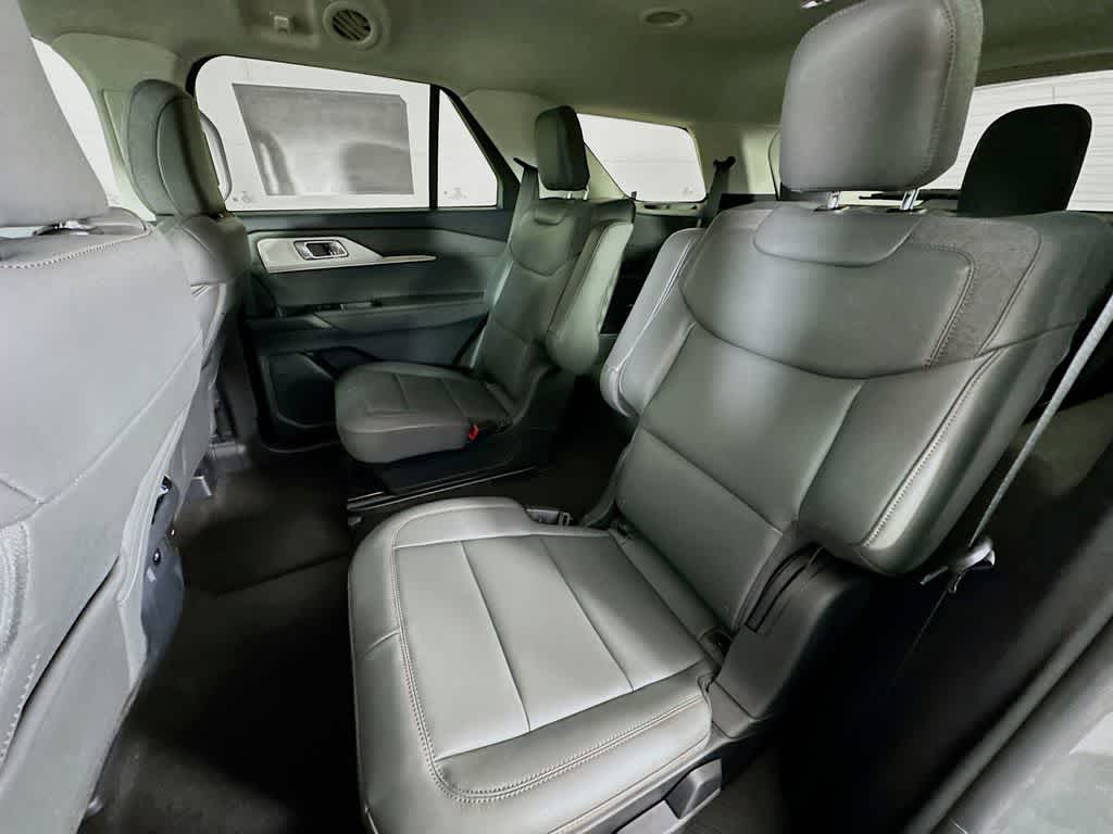 Thumbnail: 2025 Ford Explorer - 14