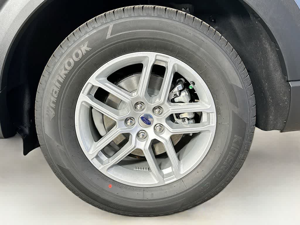 Thumbnail: 2026 Ford Explorer - 8