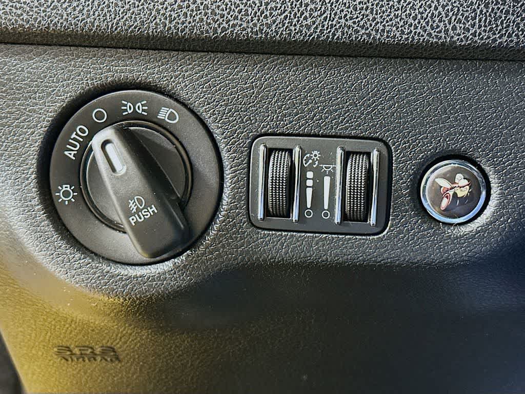 Thumbnail: 2017 Dodge Charger - 27