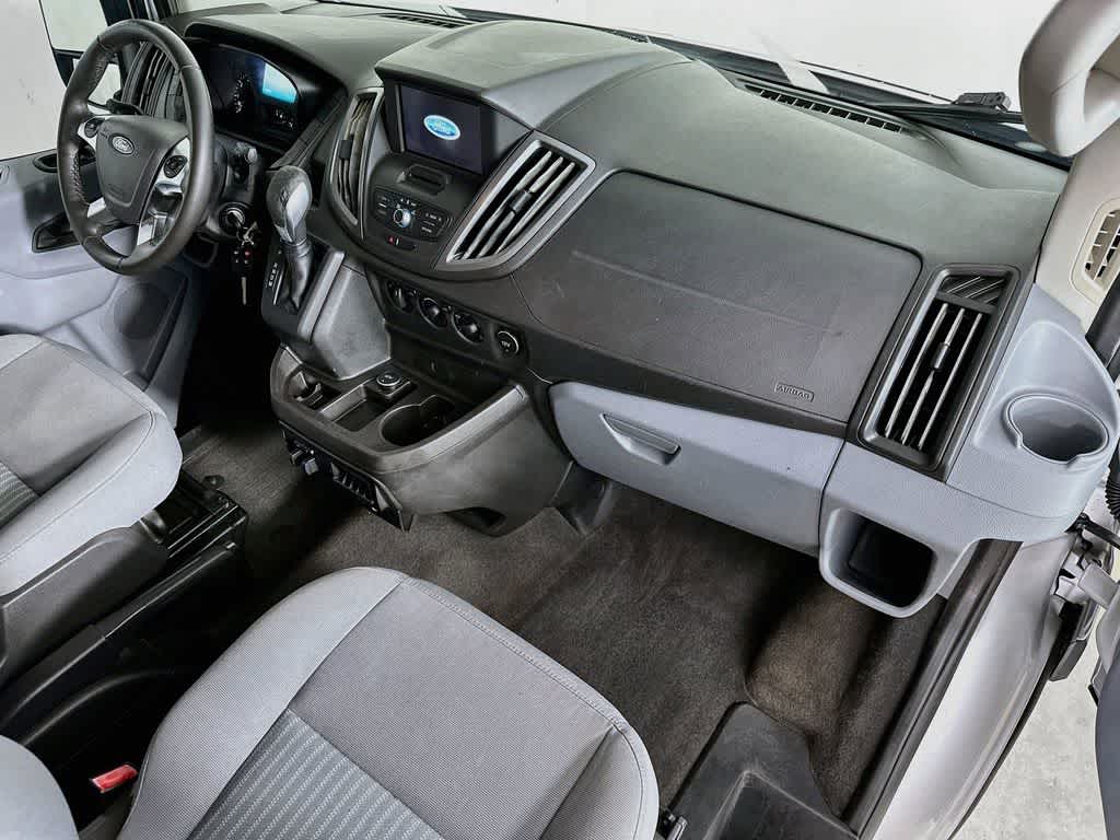 Thumbnail: 2017 Ford Transit Series - 32