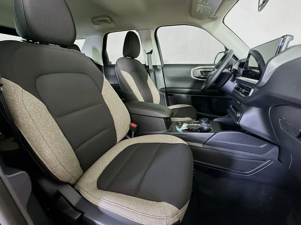 Thumbnail: 2025 Ford Bronco Sport - 15