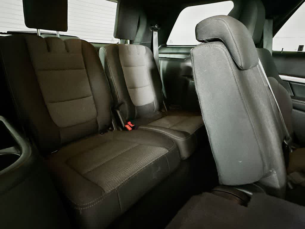 Thumbnail: 2019 Ford Explorer - 31