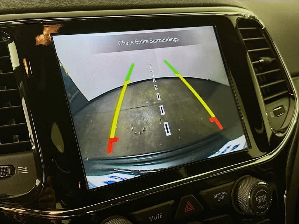 Thumbnail: 2021 Jeep Grand Cherokee - 29