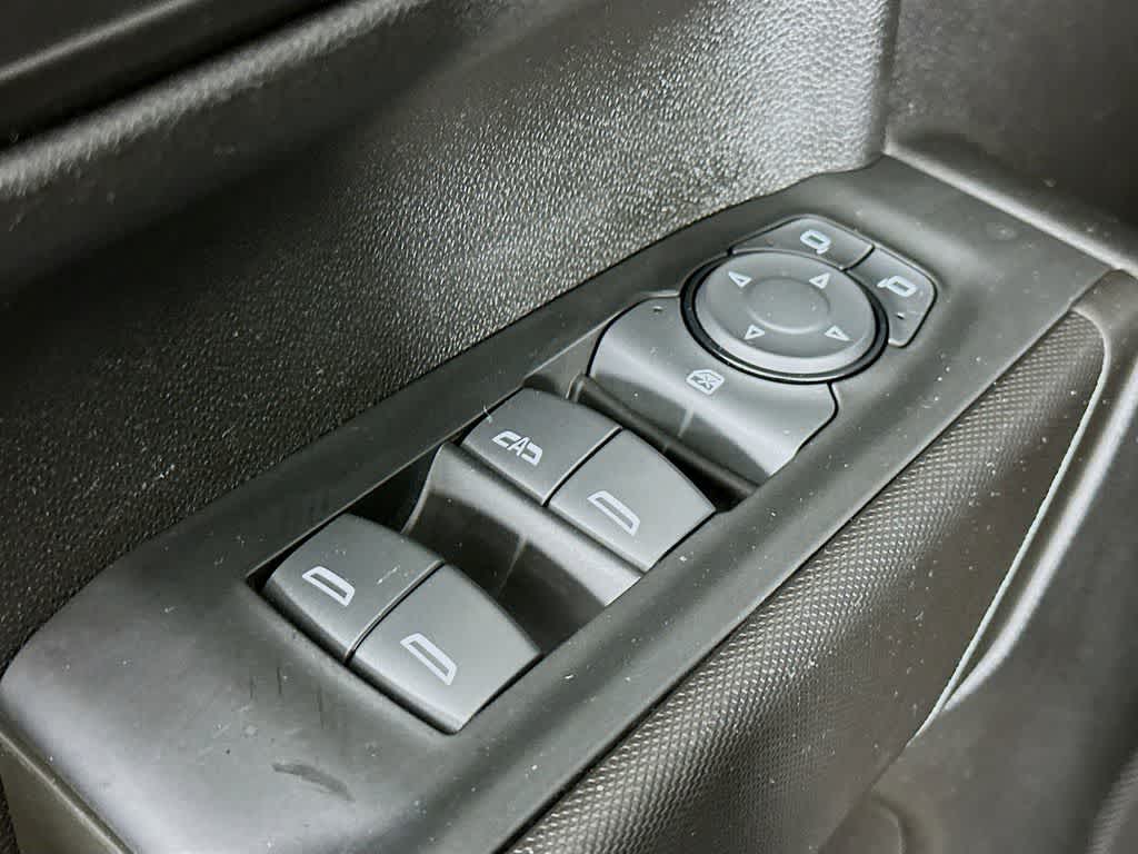 Thumbnail: 2022 Chevrolet Silverado 1500 - 27