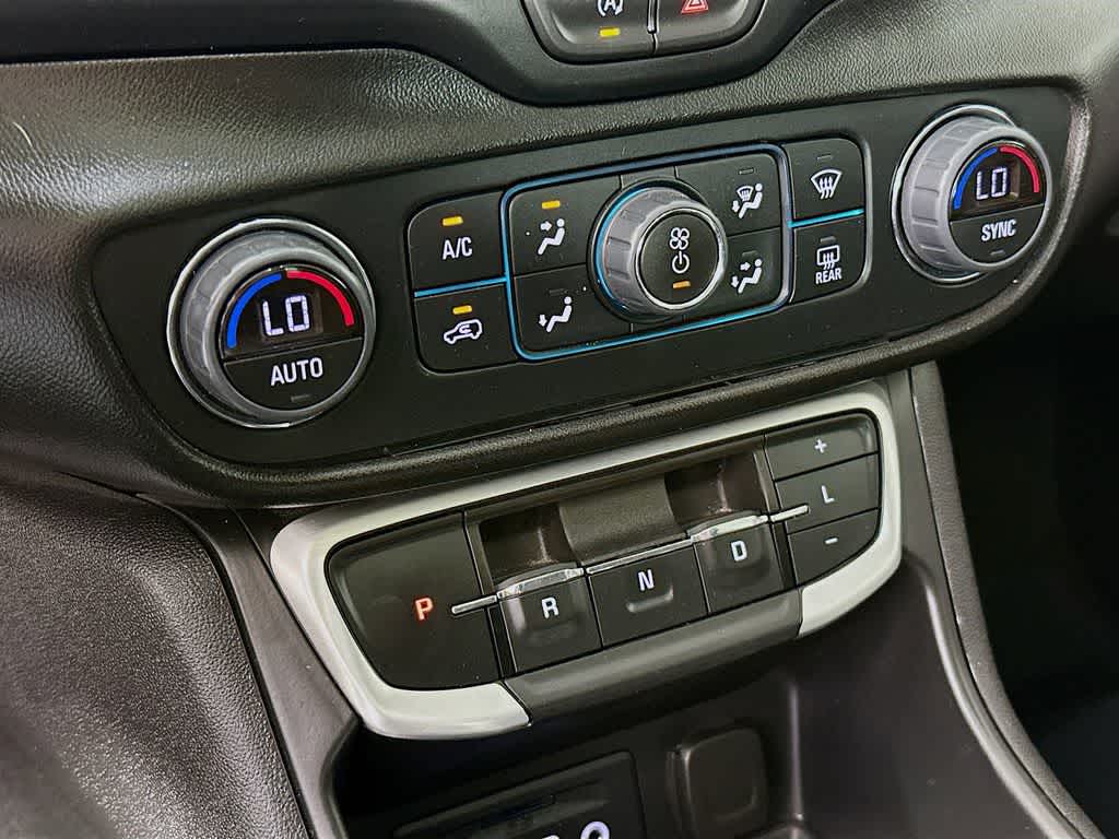 Thumbnail: 2024 GMC Terrain - 18