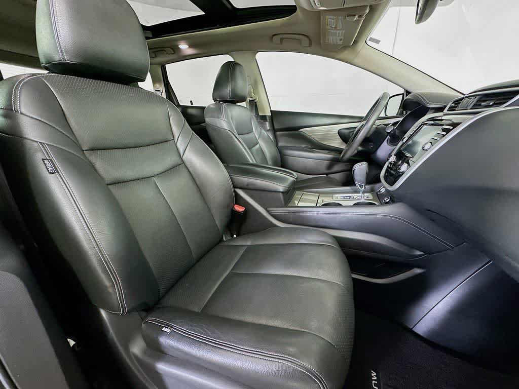 Thumbnail: 2016 Nissan Murano - 15