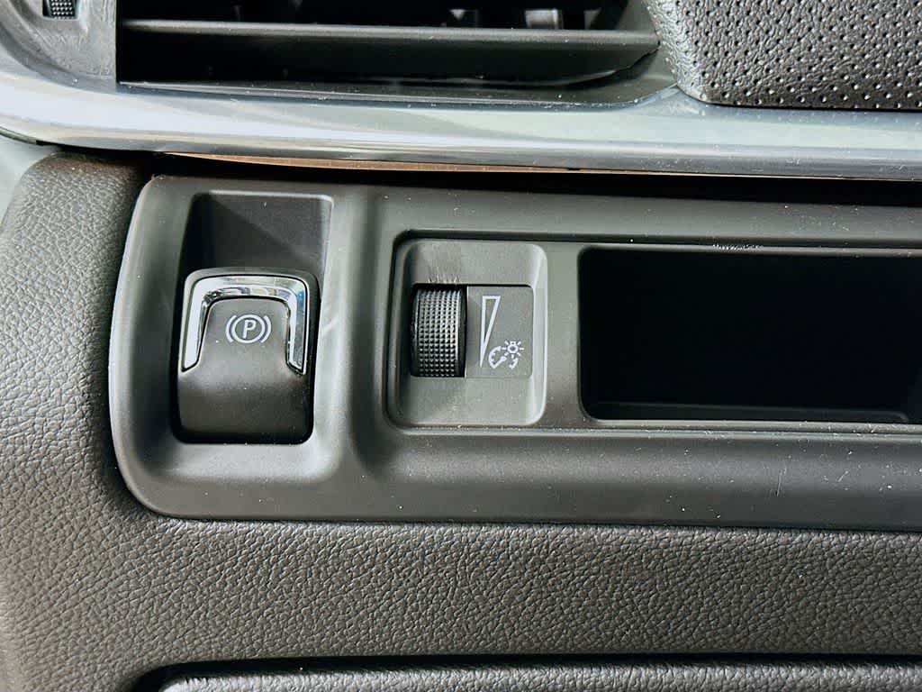 Thumbnail: 2016 Cadillac XTS - 27