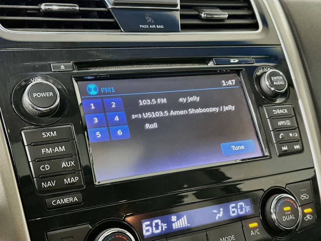 Thumbnail: 2014 Nissan Altima - 16