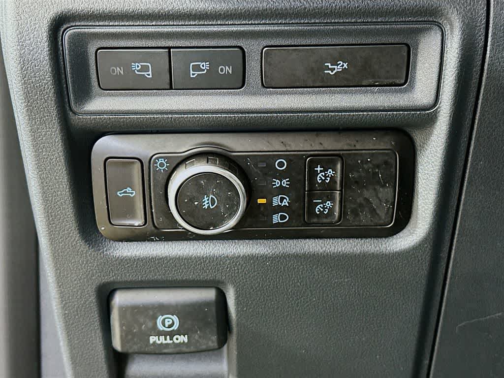 2023 Ford F-150 XLT 26