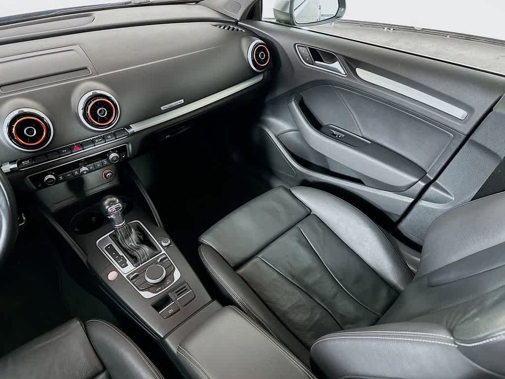 Thumbnail: 2016 Audi S3 - 11