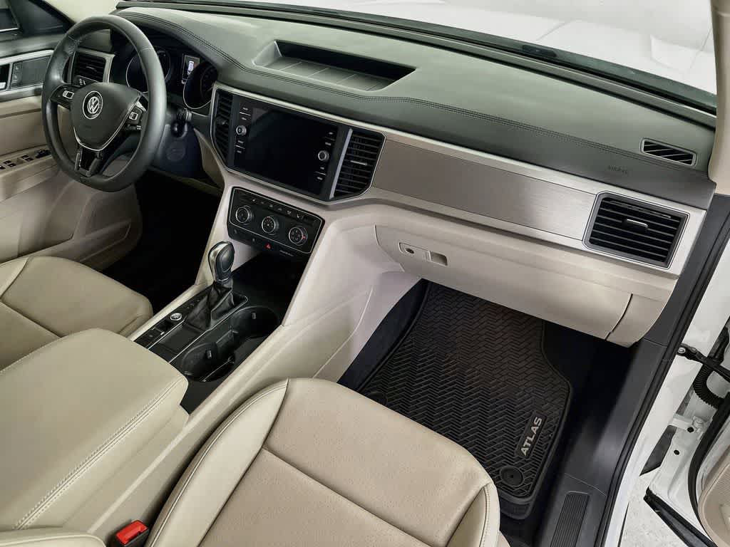 Thumbnail: 2018 Volkswagen Atlas - 32