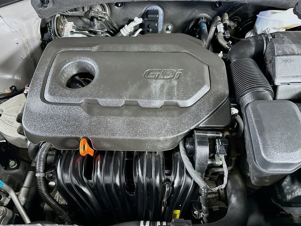 Thumbnail: 2016 Kia Sorento - 9