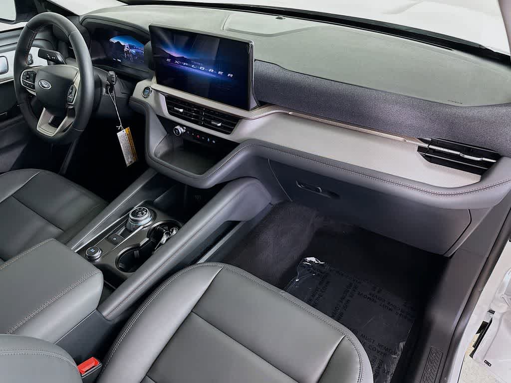 Thumbnail: 2026 Ford Explorer - 32