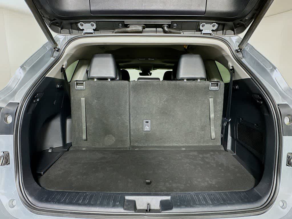 Thumbnail: 2020 Toyota Highlander - 21