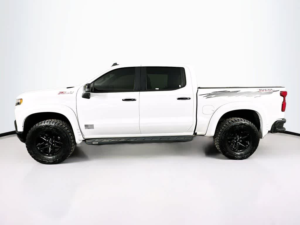 Thumbnail: 2021 Chevrolet Silverado 1500 - 3