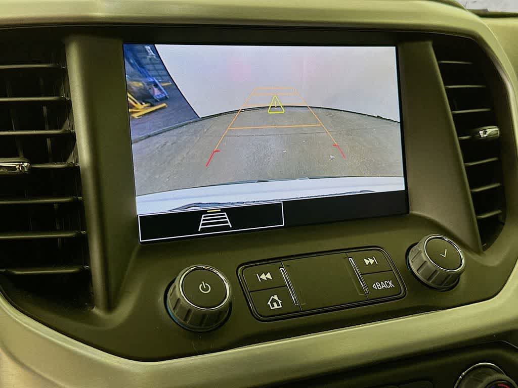 Thumbnail: 2023 GMC Acadia - 26