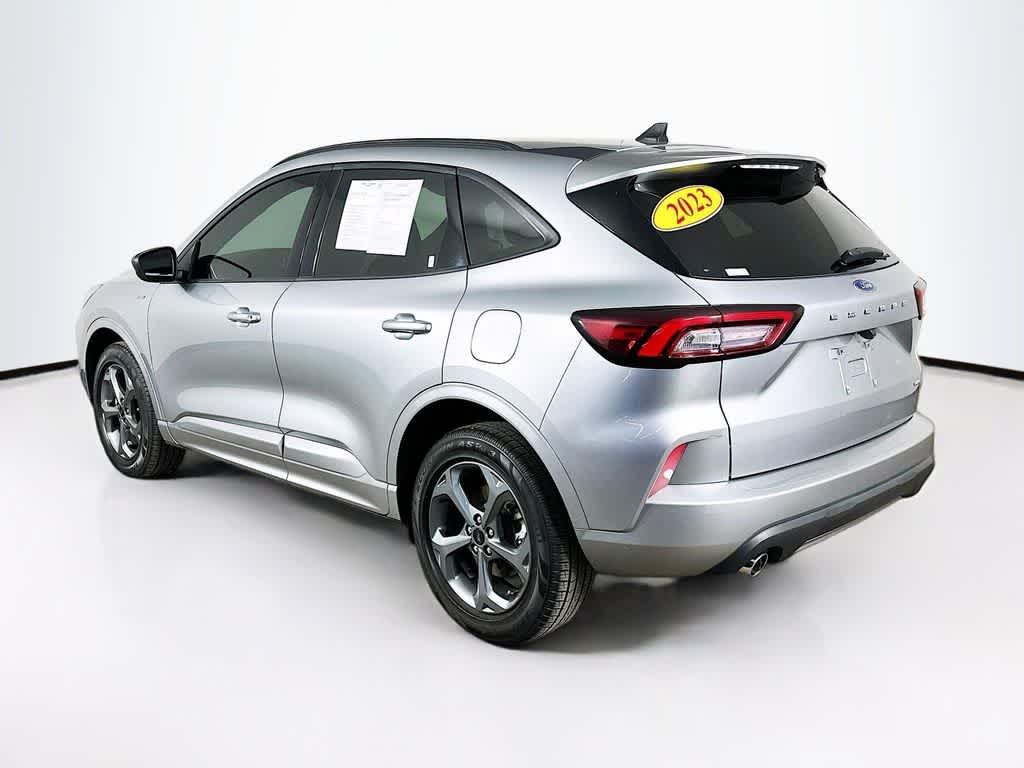 Thumbnail: 2023 Ford Escape - 4