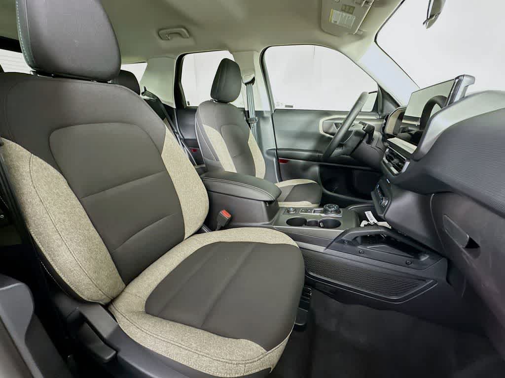 Thumbnail: 2025 Ford Bronco Sport - 15