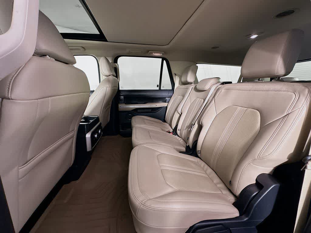 Thumbnail: 2022 Ford Expedition MAX - 14