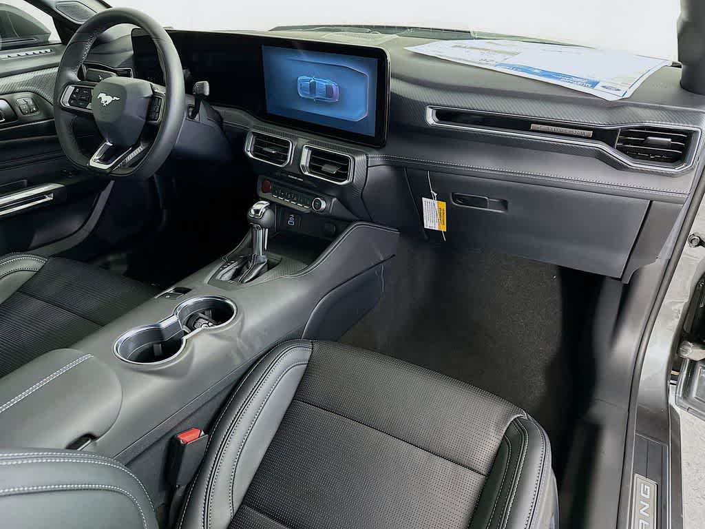 Thumbnail: 2025 Ford Mustang - 31