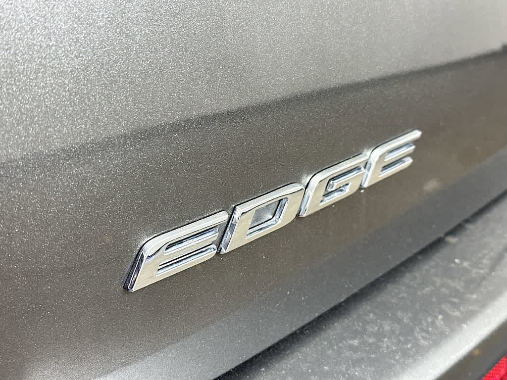 Thumbnail: 2017 Ford Edge - 7