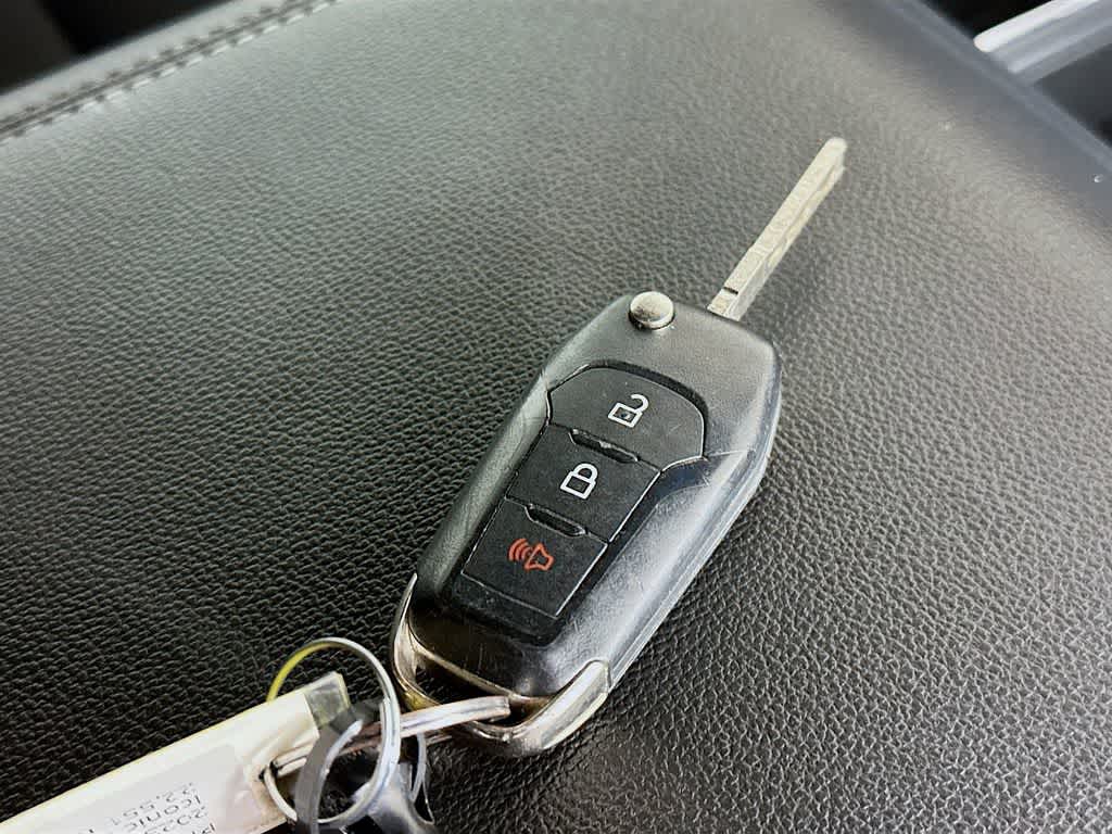 Thumbnail: 2023 Ford F-150 - 21