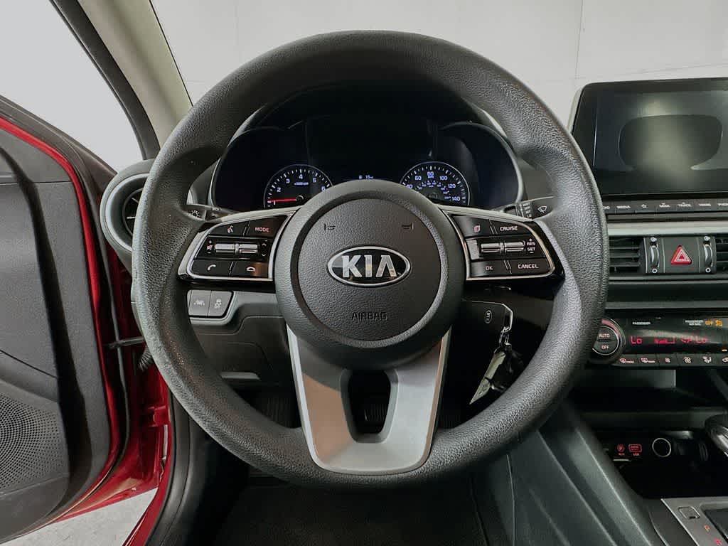 Thumbnail: 2019 Kia Forte - 15