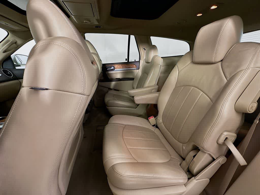 Thumbnail: 2010 Buick Enclave - 14