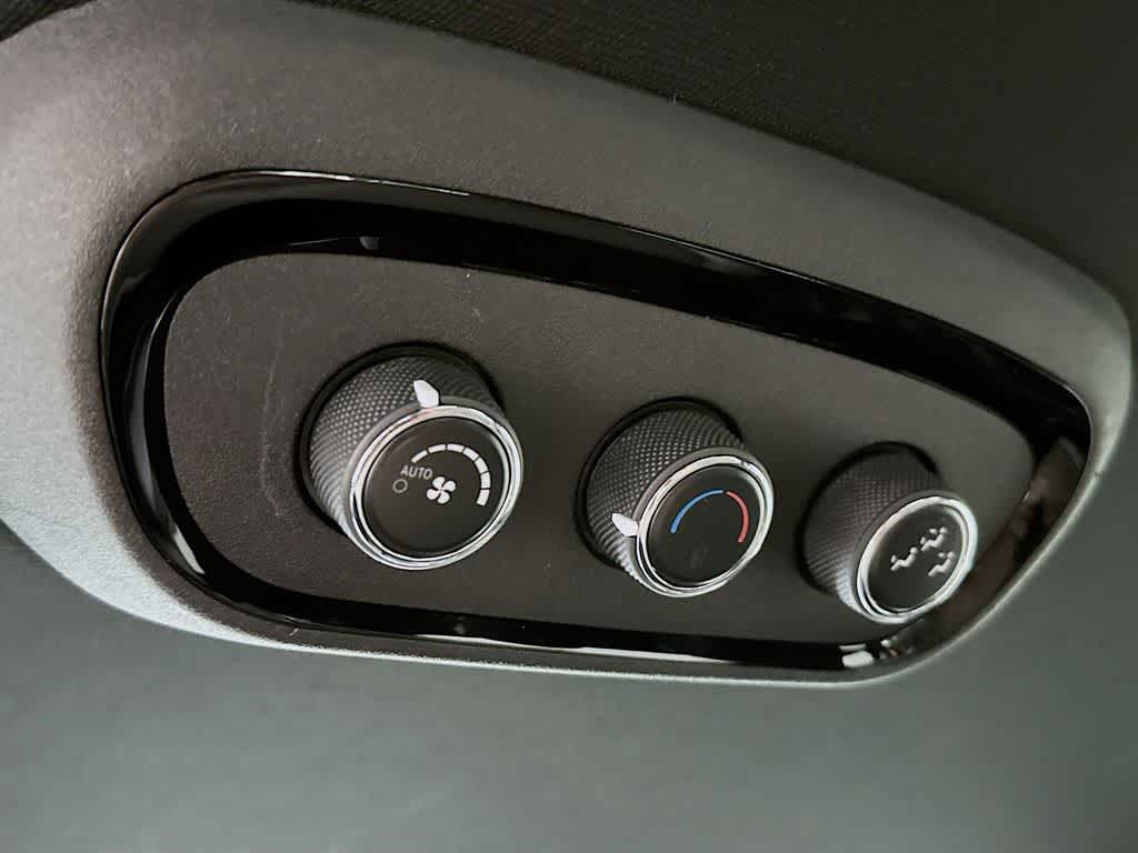 2023 Dodge Durango R/T 13