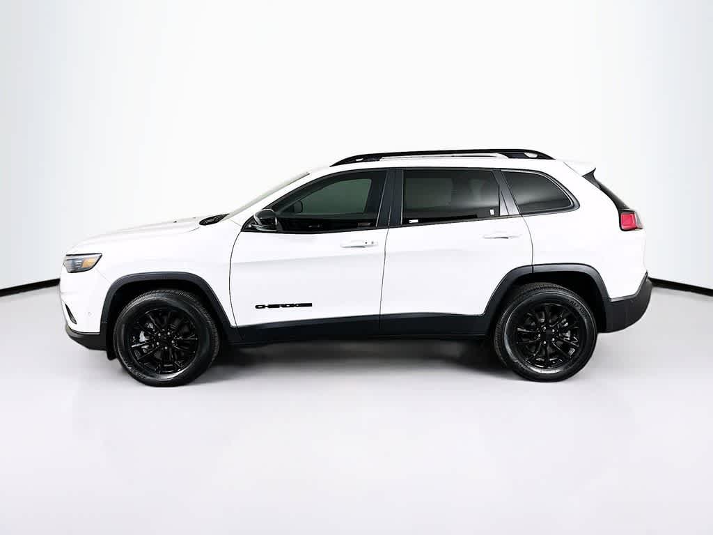 Thumbnail: 2023 Jeep Cherokee - 3