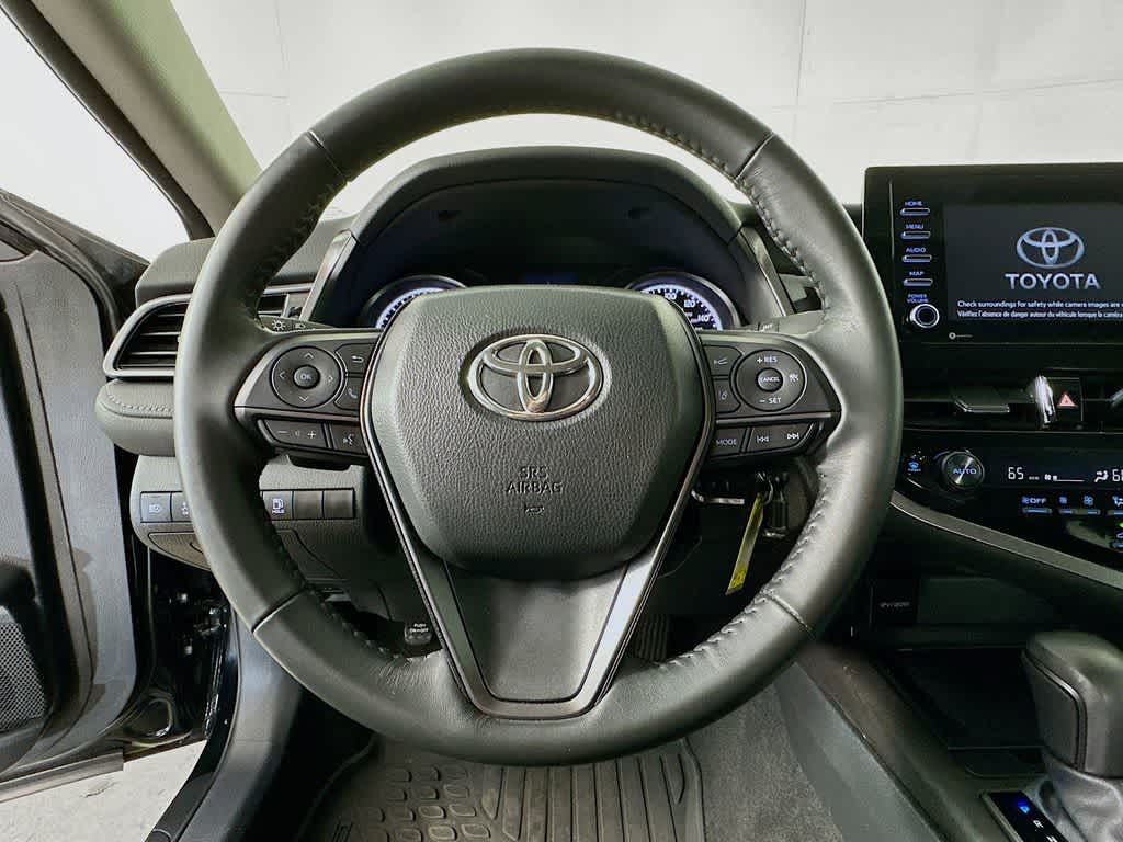 Thumbnail: 2024 Toyota Camry - 15