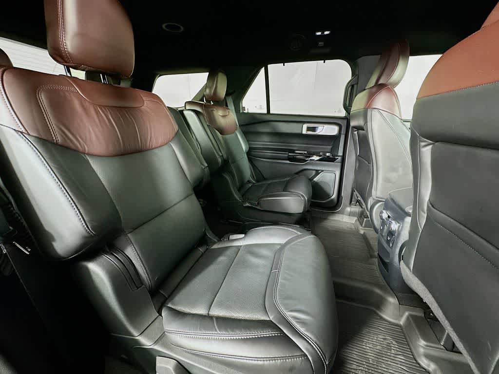 Thumbnail: 2021 Ford Explorer - 33